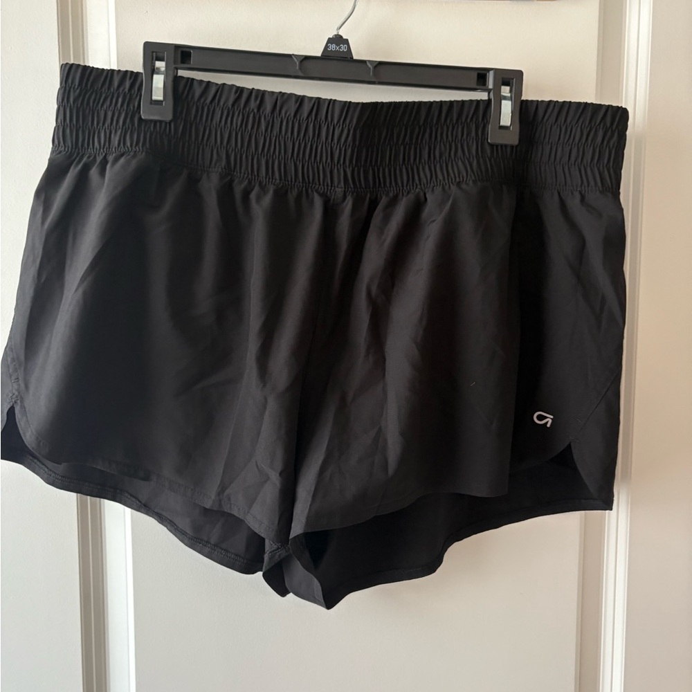 GAP Women's Black Athletic Shorts